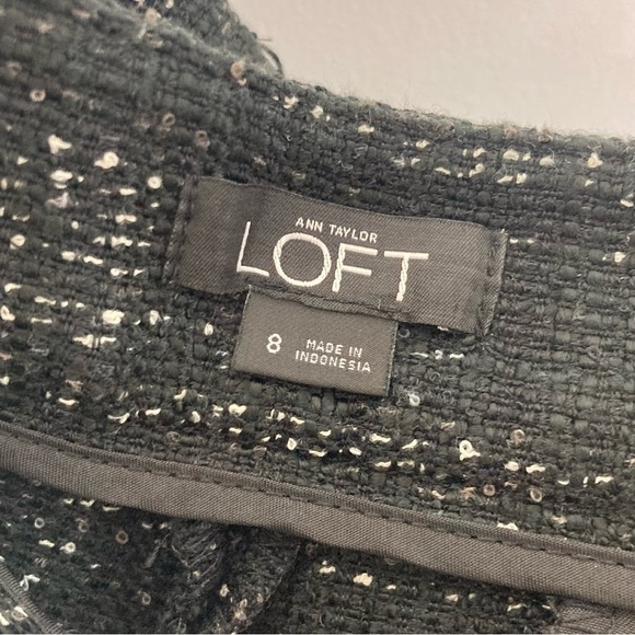 LOFT Size 8 Black Tweed Fringe Shorts 4" inseam - Picture 6 of 7